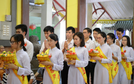 Hình ảnh đẹp về lễ Vu Lan của người Việt ở Thái Lan