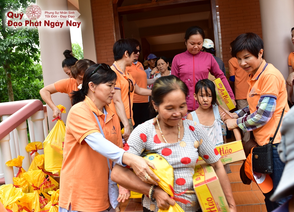 Quỹ Đạo Phật Ngày Nay - Tổng Kết Chương Trình Khánh Thành Cầu Và Trao Quà Tại Bến Tre T7/2016 (C72b)