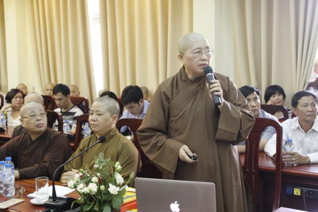 Ni sư Thích Đàm Lan bảo vệ xuất sắc luận án Tiến sĩ