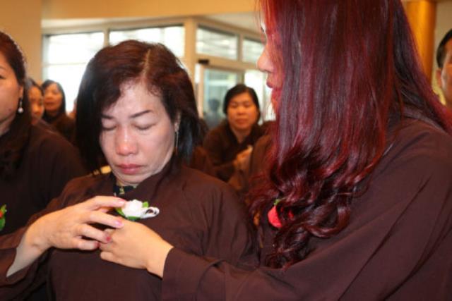 Hình ảnh Đại lễ Vu Lan xúc động của người Việt tại CH Séc