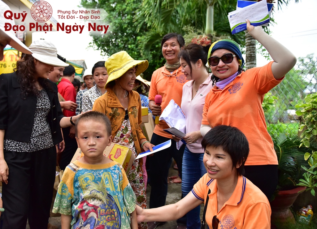 Quỹ Đạo Phật Ngày Nay-Tổng Kết Chương Trình: Lễ Khánh Thành Cầu Đường Và Trao Quà Tại Tiền Giang (C72a)