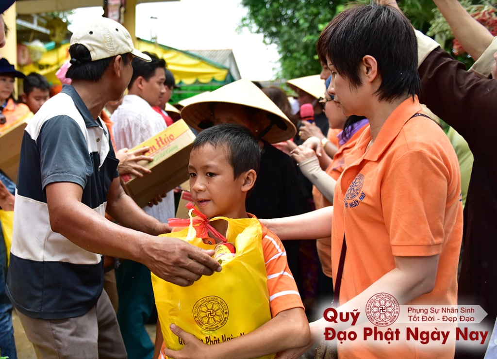 Quỹ Đạo Phật Ngày Nay-Tổng Kết Chương Trình: Lễ Khánh Thành Cầu Đường Và Trao Quà Tại Tiền Giang (C72a)
