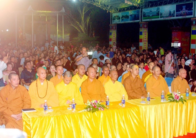 Bỉm Sơn: Bế Mạc Chiêm bái Tôn tượng Phật Ngọc hòa bình Thế giới tại Chùa Khánh Quang.
