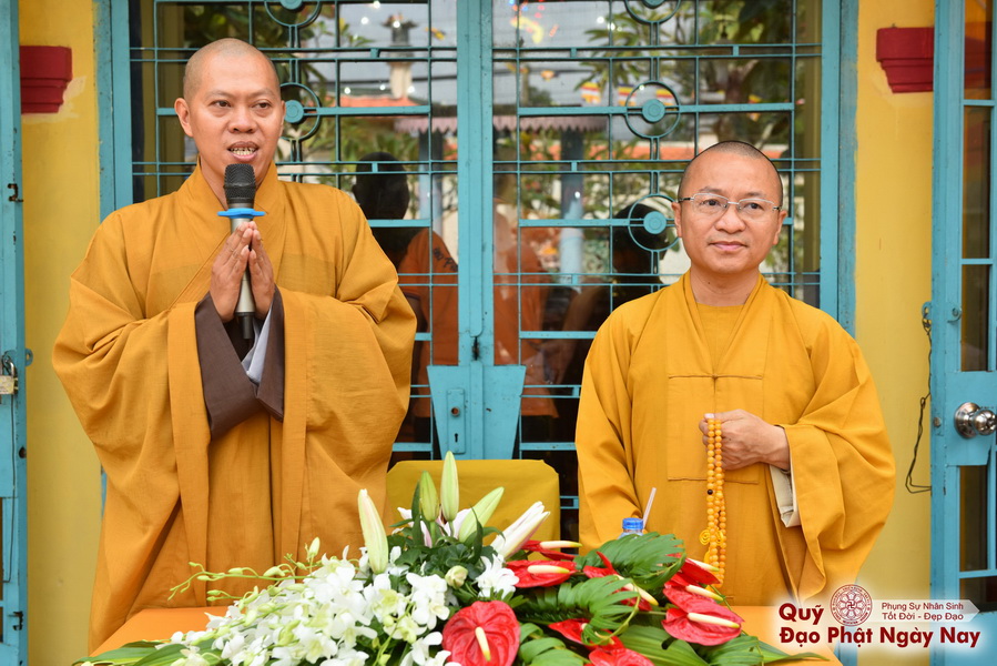 Quỹ Đạo Phật Ngày Nay: Tổng Kết Chương Trình Trao tặng quà cho nạn nhân chất độc da cam tại Tây Ninh ( C81)