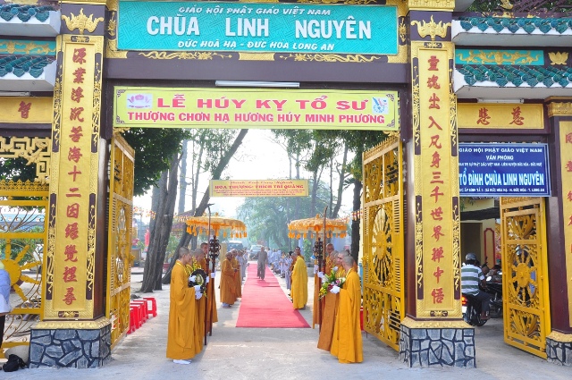Hòa thượng Thích Trí Quảng quang lâm Tổ đình Linh Nguyên