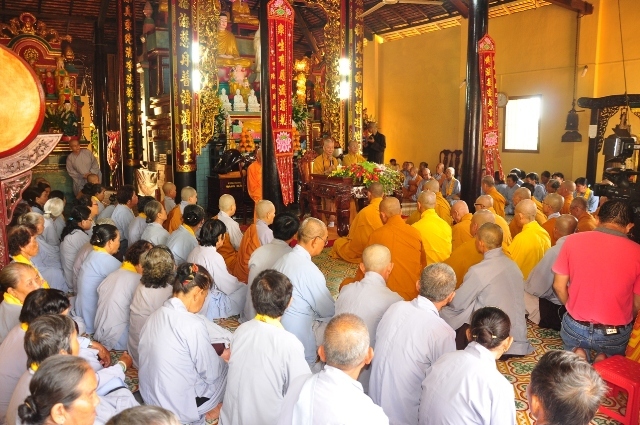 Hòa thượng Thích Trí Quảng quang lâm Tổ đình Linh Nguyên