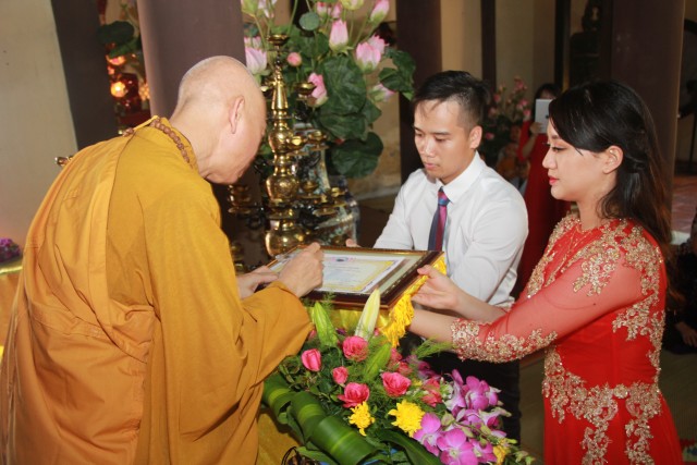 Thái Bình: Lễ hằng thuận – Nét đẹp hôn lễ trong nhà chùa