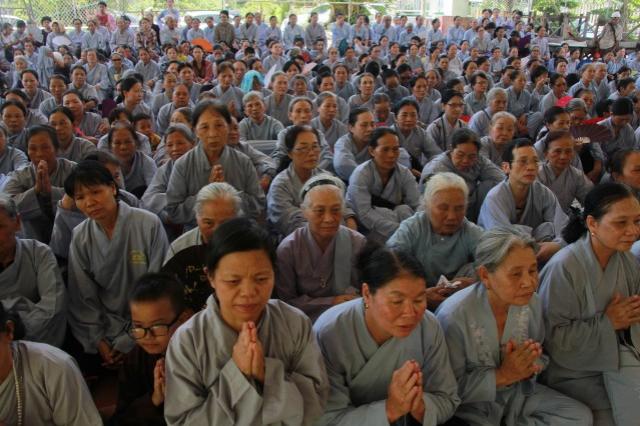 Thái Bình: Pháp hội cúng dường trai Tăng tại chùa Từ Xuyên