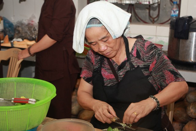 Thái Bình: Nhiều cảm xúc trong ngày tu thứ hai tại chùa Từ Xuyên