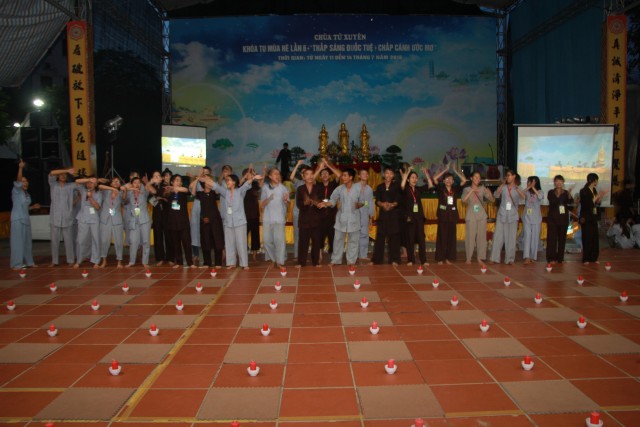 Thái Bình: Nhiều cảm xúc trong ngày tu thứ hai tại chùa Từ Xuyên