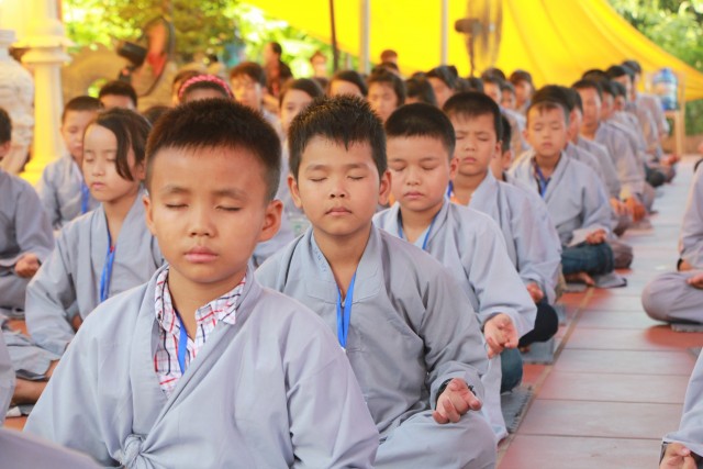 Thái Bình: Chùm ảnh khóa tu mùa hè tại chùa Hoằng Văn