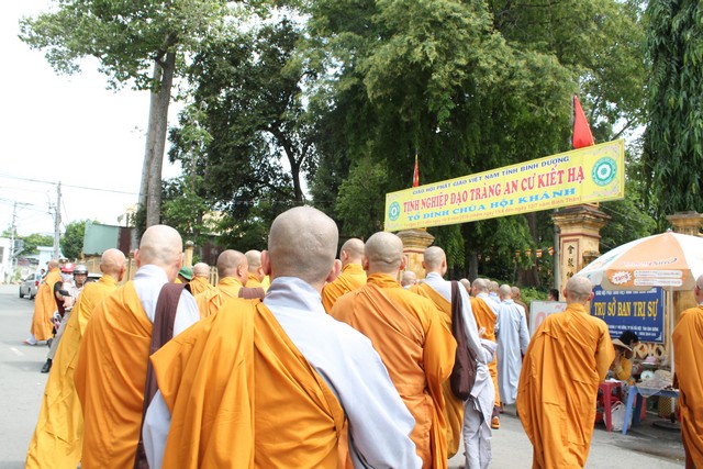 Bình Dương: Bồ Tát an cư hạ tuần tháng 5