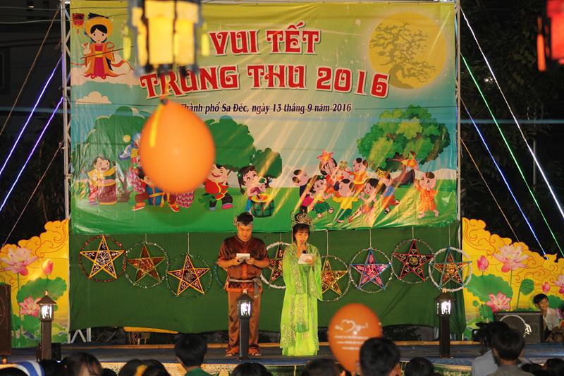 Đồng Tháp: Vui trung thu tại chùa Phước Hưng