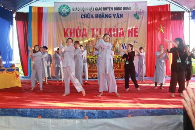 Thái Bình: Chùm ảnh khóa tu mùa hè tại chùa Hoằng Văn