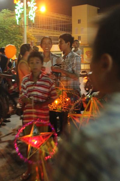 Đồng Tháp: Vui trung thu tại chùa Phước Hưng
