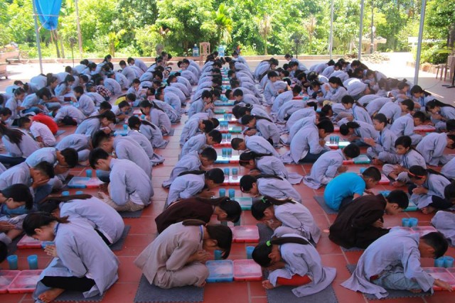 Thái Bình: Chùm ảnh khóa tu mùa hè tại chùa Hoằng Văn