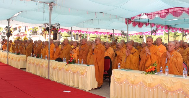 Bình Dương: Lễ mãn hạ PL:2560 - DL: 2016