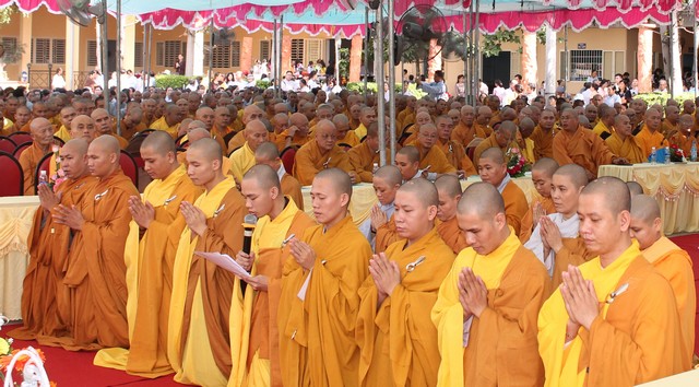 Bình Dương: Lễ mãn hạ PL:2560 - DL: 2016