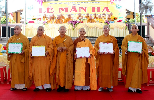 Bình Dương: Lễ mãn hạ PL:2560 - DL: 2016