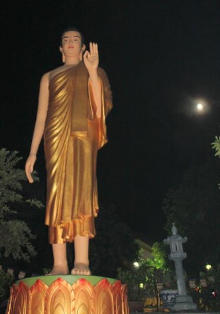 Đồng Nai-Phóng sự ảnh về đêm hội Vu Lan tại Thiền Viện Phước Sơn