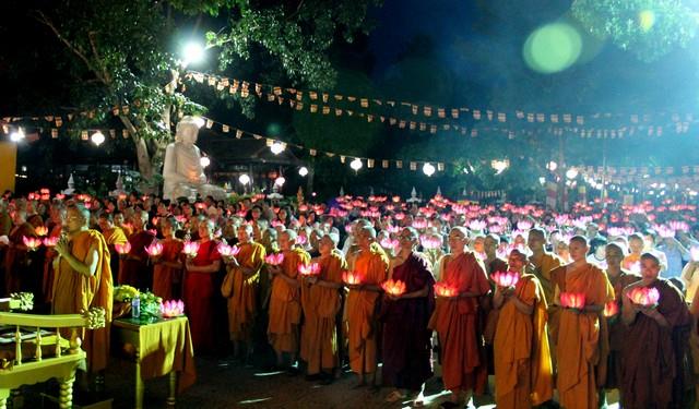 Đồng Nai-Phóng sự ảnh về đêm hội Vu Lan tại Thiền Viện Phước Sơn