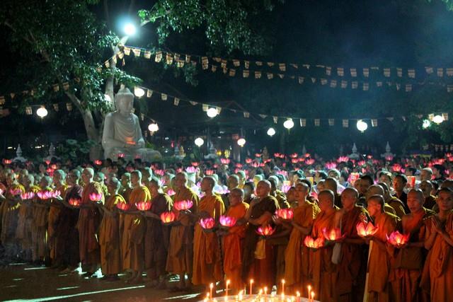Đồng Nai-Phóng sự ảnh về đêm hội Vu Lan tại Thiền Viện Phước Sơn