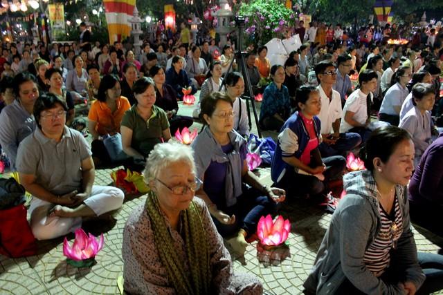 Đồng Nai-Phóng sự ảnh về đêm hội Vu Lan tại Thiền Viện Phước Sơn