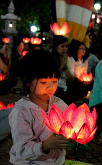 Đồng Nai-Phóng sự ảnh về đêm hội Vu Lan tại Thiền Viện Phước Sơn