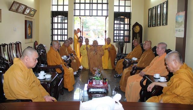 Bình Dương: Lễ tốt nghiệp khóa III, khai giảng khóa IV
