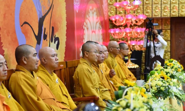 Chùa Giác Ngộ: Xúc động đêm lễ Vu Lan Báo Hiếu 2016
