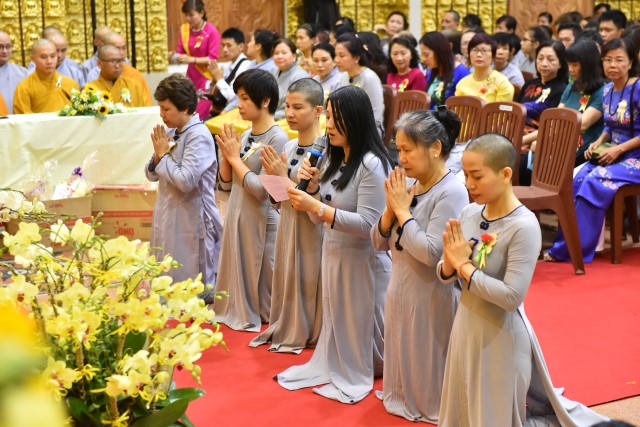 Chùa Giác Ngộ: Xúc động đêm lễ Vu Lan Báo Hiếu 2016