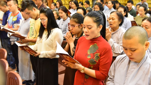 Chùa Giác Ngộ: Lễ tụng kinh cầu an cho ca sĩ Minh Thuận