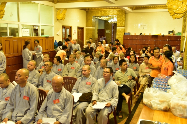Quỹ Đạo Phật Ngày Nay: 239 người tham gia hiến máu nhân đạo đợt 6