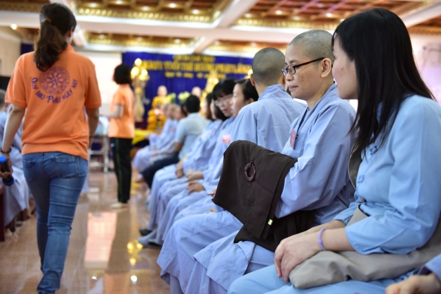 Quỹ Đạo Phật Ngày Nay: 239 người tham gia hiến máu nhân đạo đợt 6