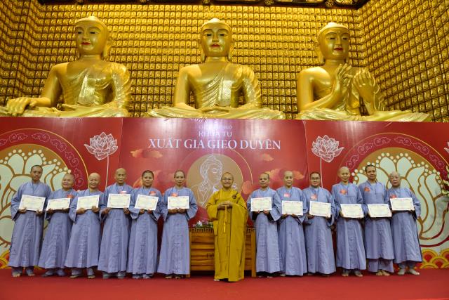 Chùa Giác Ngộ: Xúc động ngày kết thúc khóa tu Xuất Gia Gieo Duyên lần thứ nhất