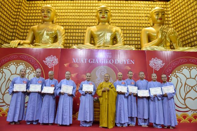 Chùa Giác Ngộ: Xúc động ngày kết thúc khóa tu Xuất Gia Gieo Duyên lần thứ nhất