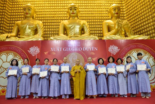 Chùa Giác Ngộ: Xúc động ngày kết thúc khóa tu Xuất Gia Gieo Duyên lần thứ nhất