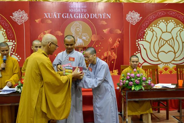 Chùa Giác Ngộ: Xúc động ngày kết thúc khóa tu Xuất Gia Gieo Duyên lần thứ nhất
