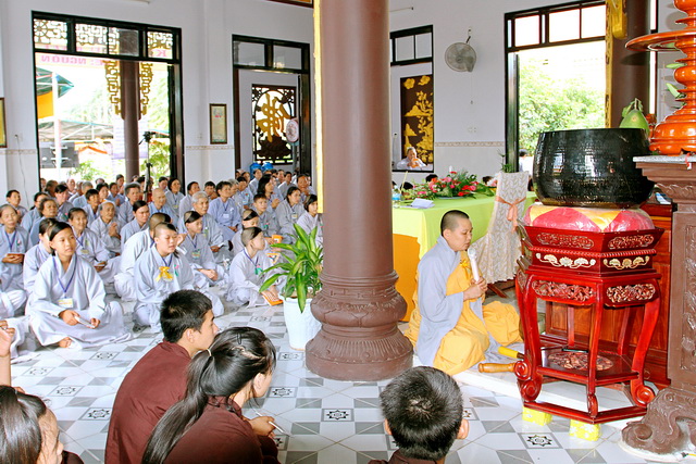 Khánh Hòa: Ninh Hòa tổ chức Khóa tu một ngày an lạc lần III