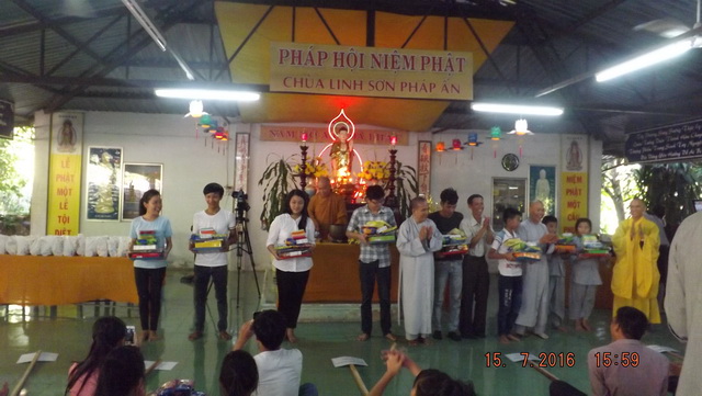 Chùa Linh Sơn Pháp Ấn tổ chức khóa tu mùa hè lần 8