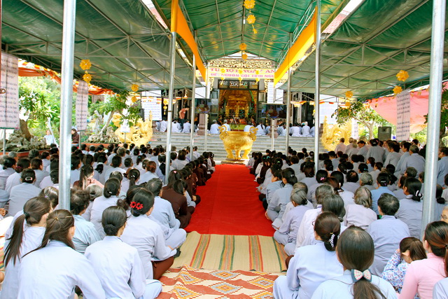 Khánh Hòa: Ninh Hòa tổ chức Khóa tu một ngày an lạc lần III