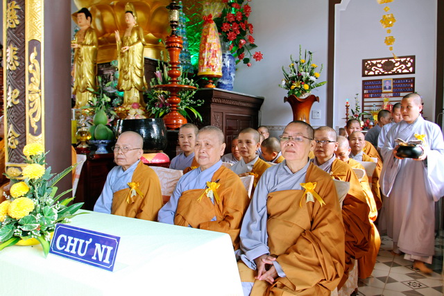 Khánh Hòa: Ninh Hòa tổ chức Khóa tu một ngày an lạc lần III