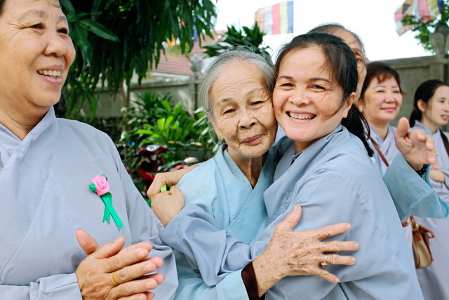 Khánh Hòa: Ninh Hòa tổ chức Khóa tu một ngày an lạc lần III