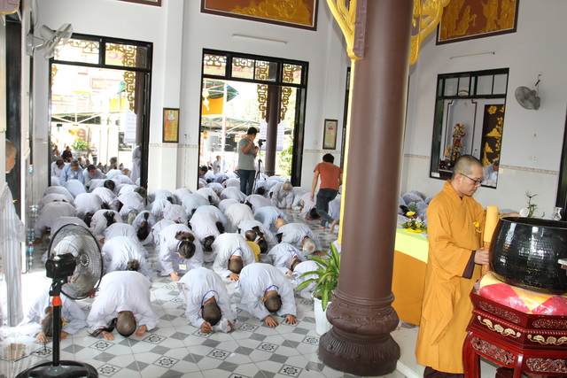 Khánh Hòa: Ninh Hòa tổ chức Khóa tu một ngày an lạc lần III