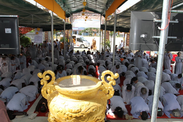 Khánh Hòa: Ninh Hòa tổ chức Khóa tu một ngày an lạc lần III