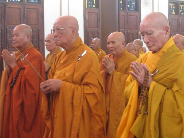 Khánh Hòa: Lễ Bố -tát tập trung mùa an cư kiết hạ PL.2560