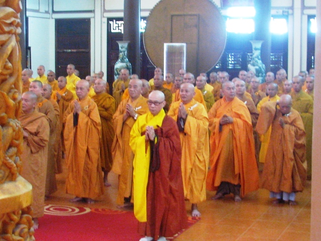 Khánh Hòa: Lễ Bố -tát tập trung mùa an cư kiết hạ PL.2560