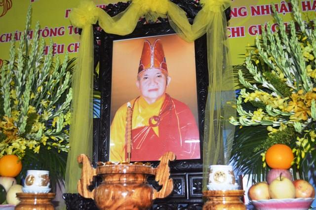 Khánh Hòa: Lễ Tưởng niệm, cung tống kim quan HT.Thích Nhuận Thông nhập bảo tháp