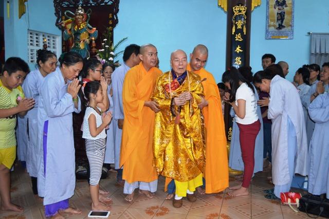 Đại Lễ Vu Lan – Bông Hồng Cài Áo Tại Tổ Đình Nghĩa Phương