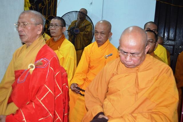 Khánh Hòa: Lễ Tưởng niệm, cung tống kim quan HT.Thích Nhuận Thông nhập bảo tháp